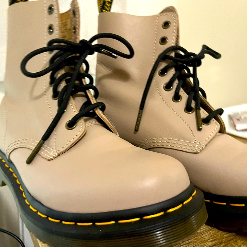 Doc marten 1460 tan